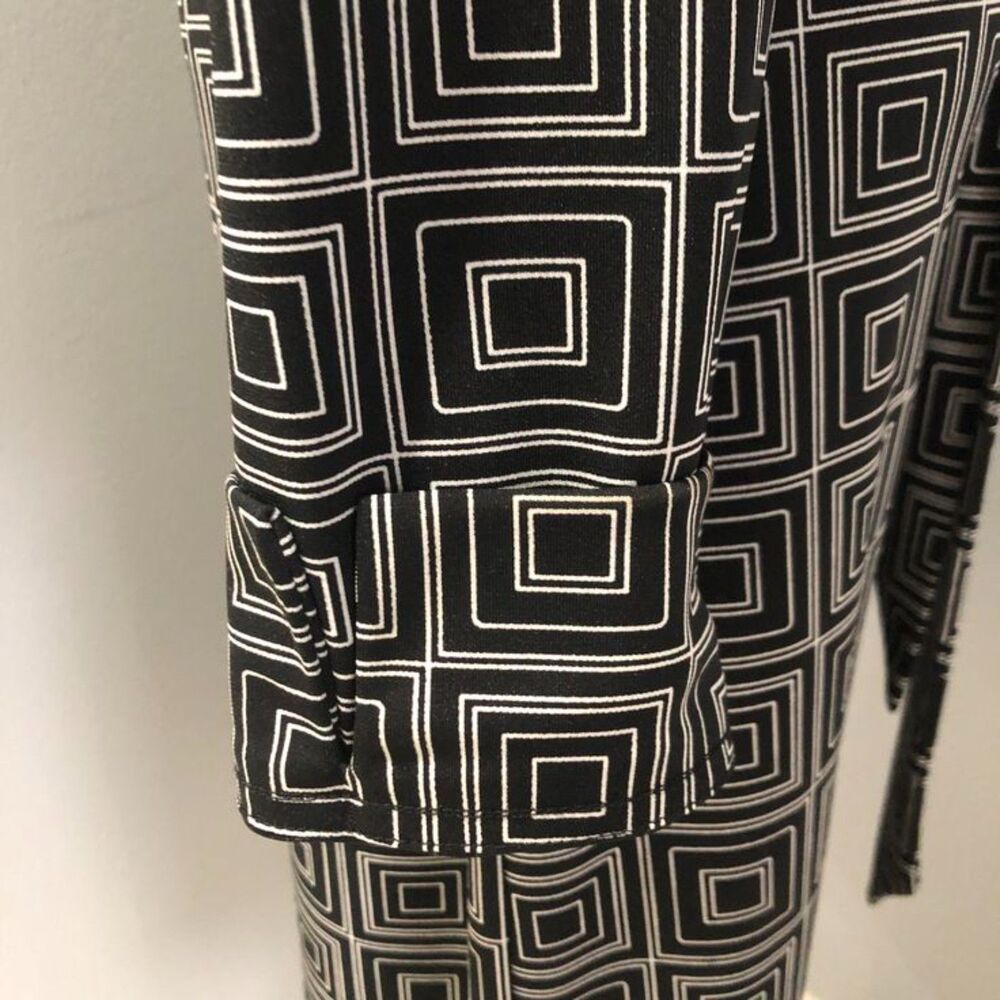 Express Black White Geometric Pattern French Cuff… - image 8